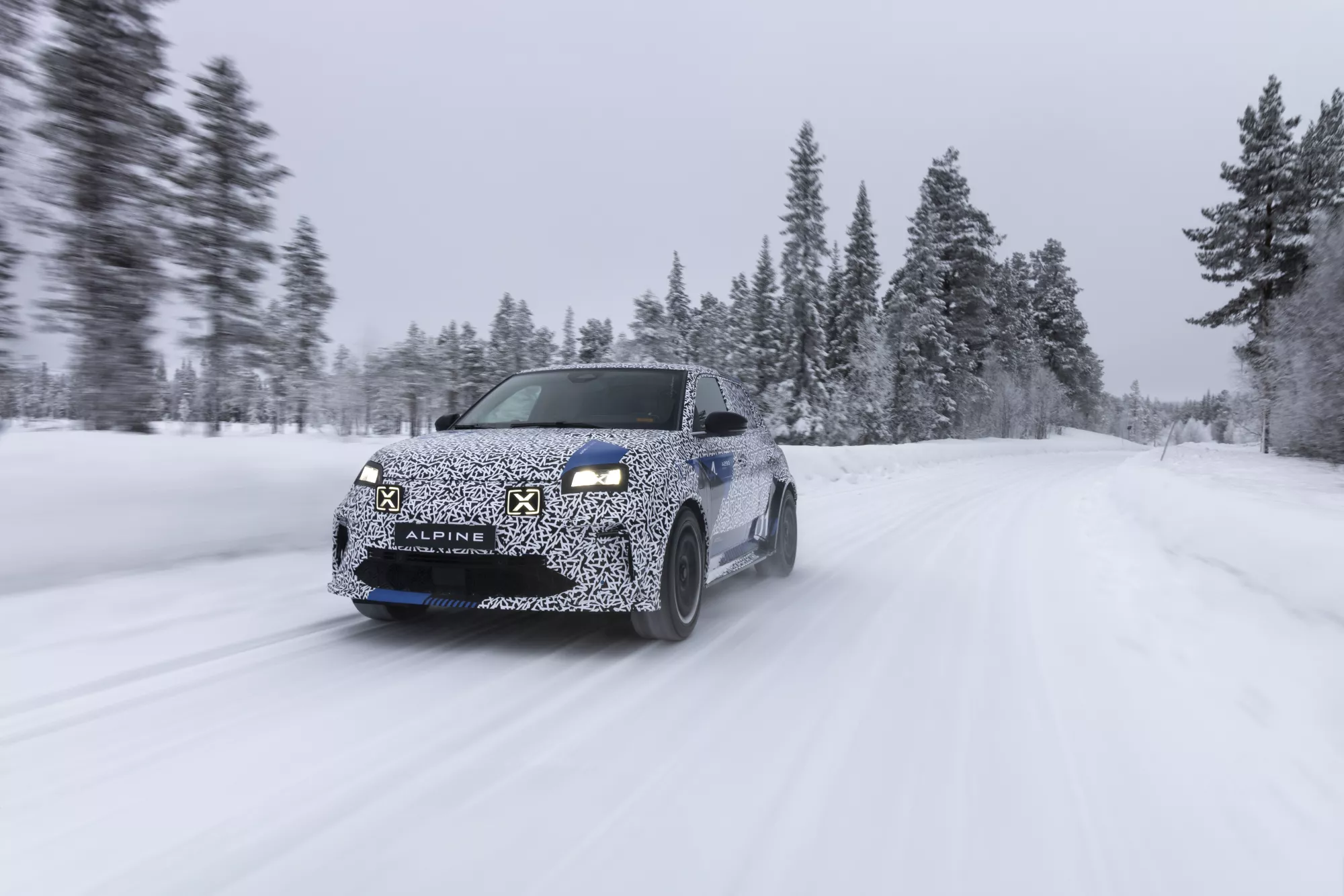 Alpine A290 : premiers tours de roues de la nouvelle sportive électrique au cercle polaire